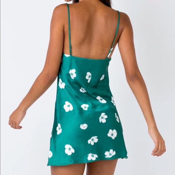 Ultra mini dress ❤️ - Picture 3 of 4